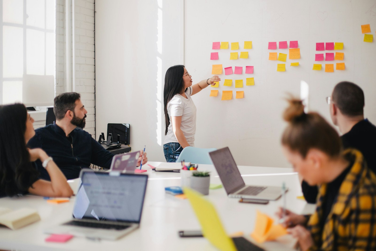 A workflow-mapping workshop during an automation audit